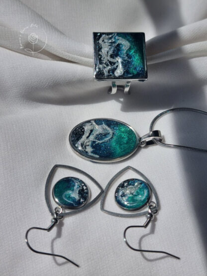 Ocean theme resin jewelry set