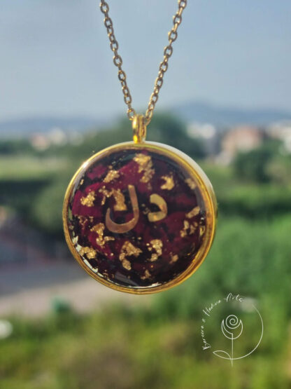 Golden necklace customized with original dried rose petals and gold flakes - Image 2