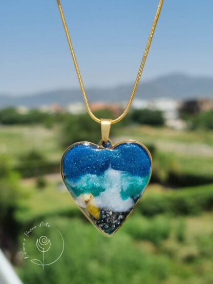 Ocean theme heart pendant with chain